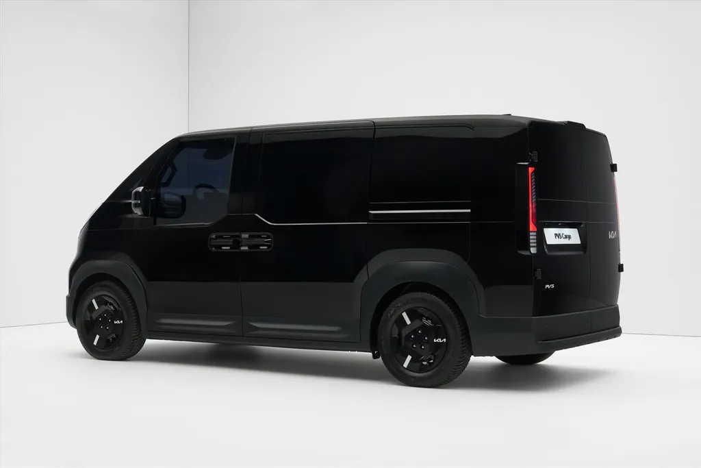 Kia PV5 Cargo 71,2 kWh 163pk L2H1 Essential | Metallic Lak