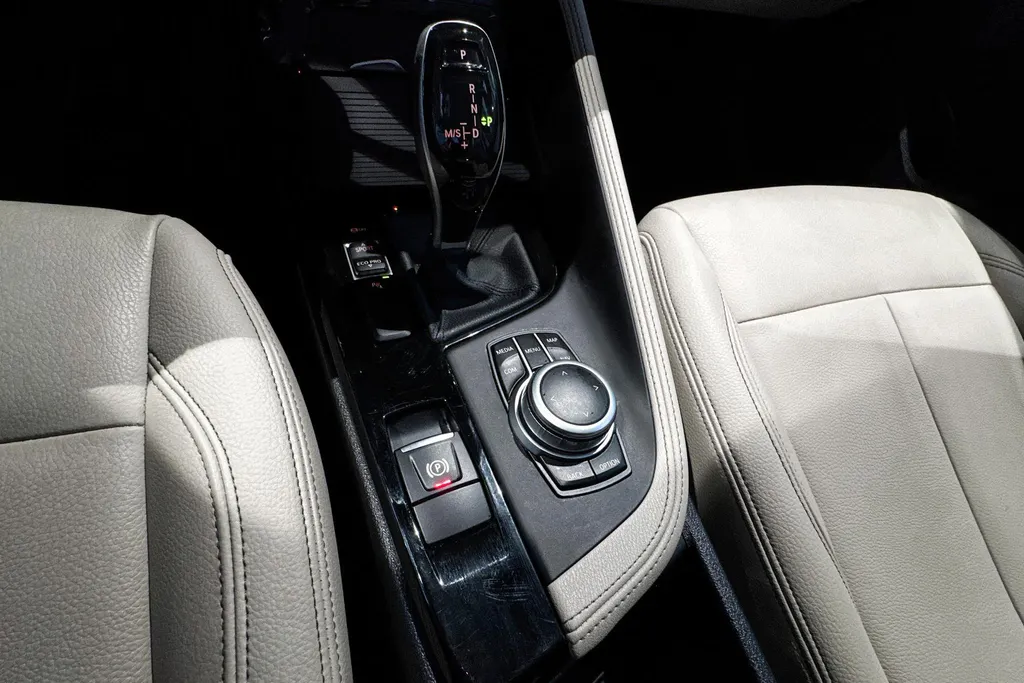BMW X1 sDrive20i Business Edition Plus