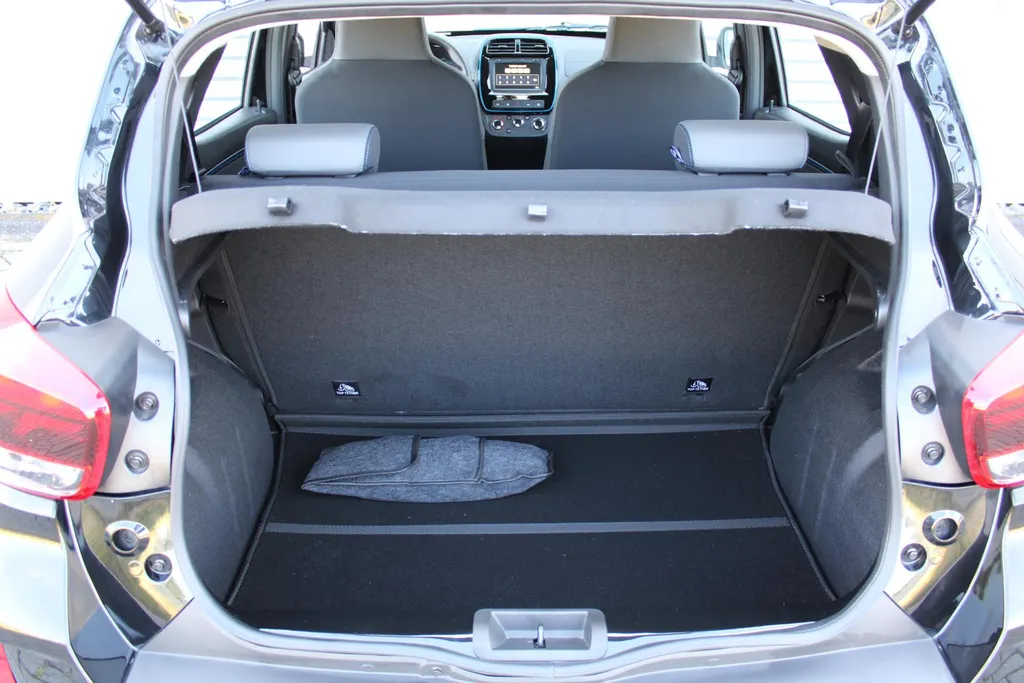 Dacia Spring Expression | Nieuw | Airco | PDC | 14' Design velgen | Navi | Camera | BTW | UNIEK!! |