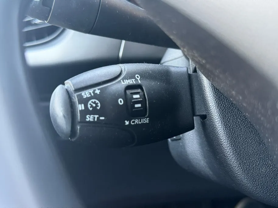 DS DS 3 1.2 PureTech So Chic | Airco | Bluetooth | Cruise Control | 12 maanden garantie! |