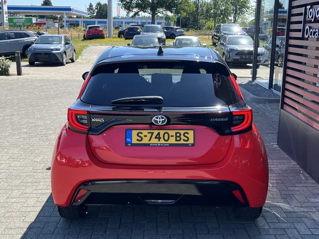 Toyota Yaris 1.5 Hyb. Launch Ed. | Stoelverw. | Head-up