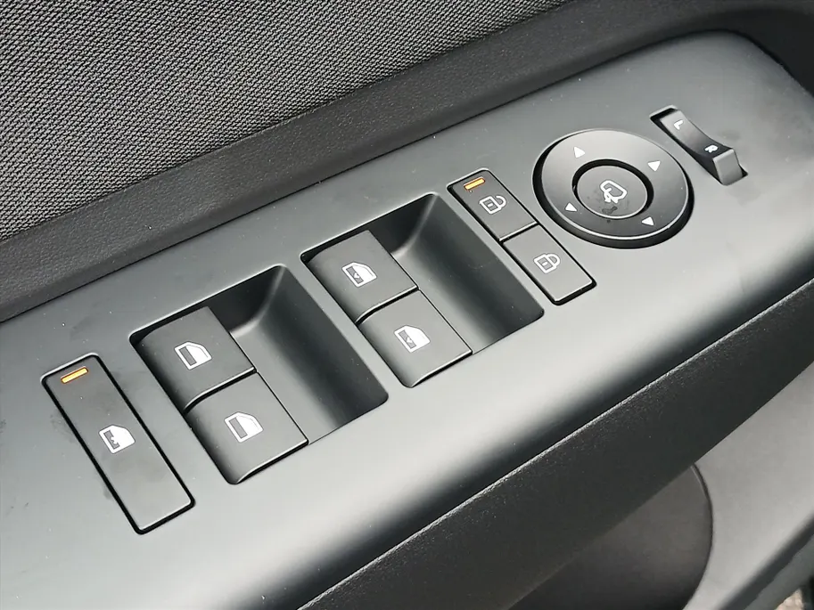 Hyundai Kona 64,8 kWh 204pk Pure Edition / Voorraad deal