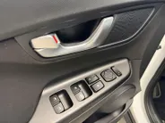Hyundai Kona 1.6 HYBRID | COMFORT | AUTOMAAT | APPLE CARPLAY | CAMERA |