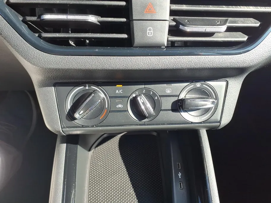 Škoda Kamiq 1.0 TSI Active Andriod/Apple carplay | PDC | Airco | Cruise controle | L.m.velgen | 1 jaar garantie