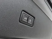 Audi Q8 55 TFSIe 280kW/381PK quattro Pro Line S · Panoramadak · Leder · 360°Camera + Parkeersensoren · Trekhaak ·