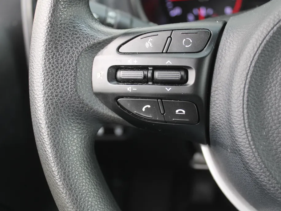 Kia Picanto 1.0 CVVT ComfortLine Navigator | Camera | Navi | Airco | Dealeronderhouden | Apple CarPlay/Android Auto | All seasons |