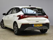 Hyundai i20 1.2i Comfort | 4-cilinder | Navi | Cruise Control | Camera