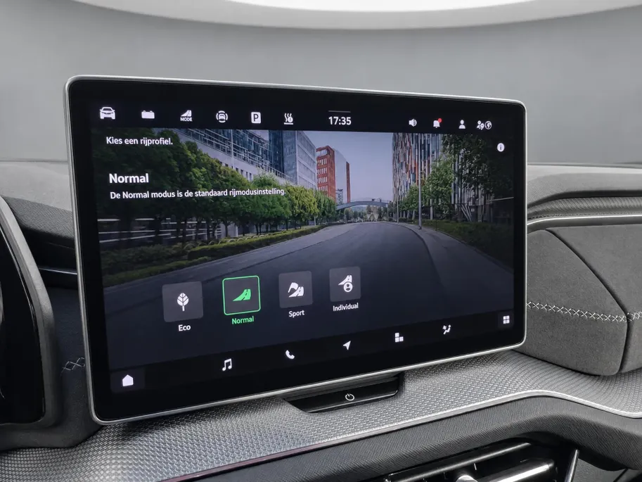 Škoda Kodiaq 1.5 TSI 204pk DSG PHEV Sportline Business · Panoramadak · Wegklapbare Trekhaak · Camera · Elek. Trekhaak · Elek. Voorstoel · 19'' Inch · Garantie t/m 01-07-2030 of 100.000km