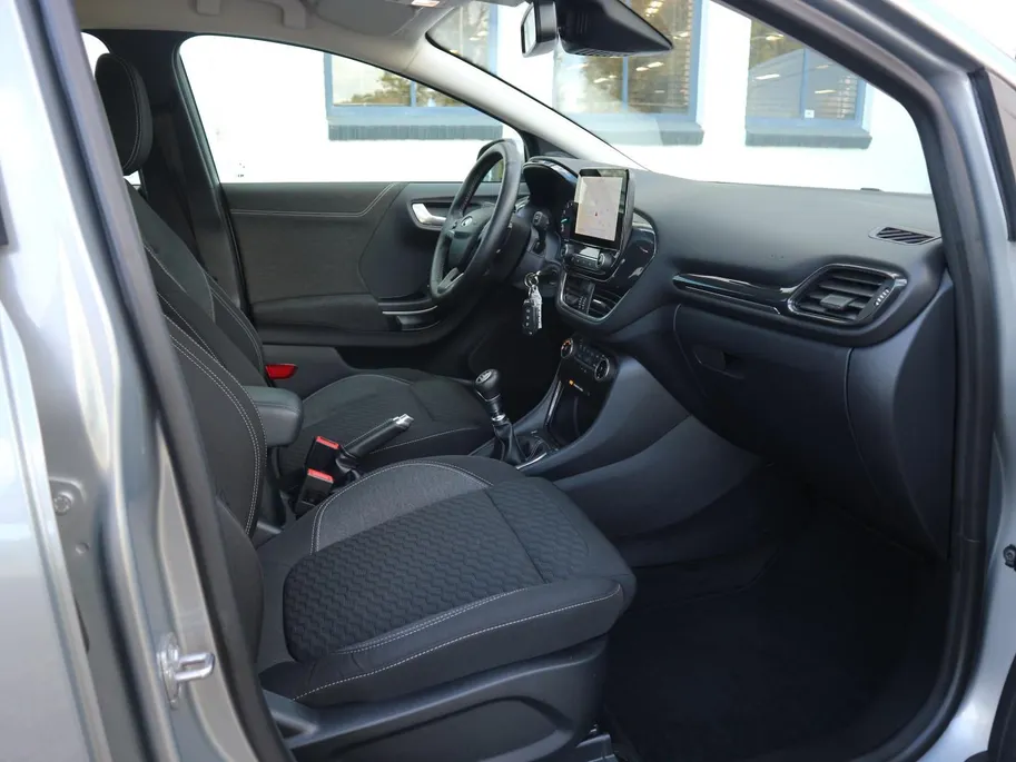 Ford Puma 1.0 EcoBoost Hybrid Titanium 125 PK | Winterpack | Navigatie | Achteruitrijcamera | NL Auto |