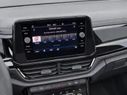 Volkswagen T-Roc 1.5TSI/150PK R-Line Black Style · Panoramadak · Apple/Android Car Play · Camera + Parkeersensoren · Garantie t/m 01-08-2027