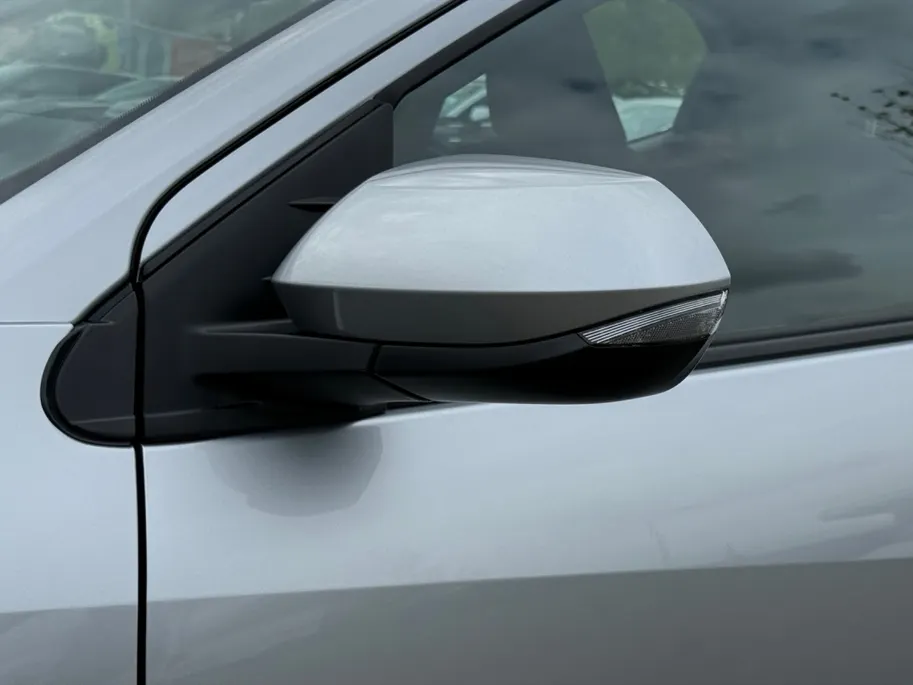 Toyota Yaris Hybrid Team D Apple/Android | Camera | Cruise control