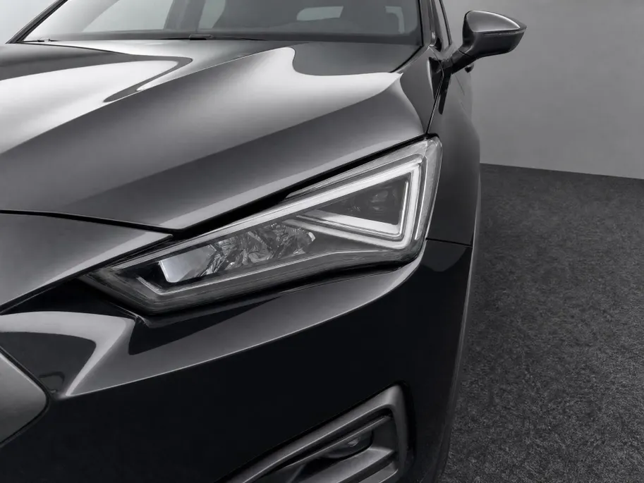 SEAT Tarraco 1.4 TSI 245pk DSG e-Hybrid PHEV FR Business · Panoramadak · 360 Camera · Apple/Android Car Play · Elek. Voorstoel · 20'' Inch ·