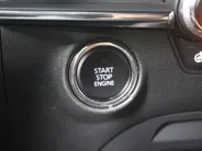 Mazda 3 2.0 e-SkyActiv-G M Hybrid 122 Luxury | Trekhaak | Stuur-/stoelverwarming | Leer | 360 Camera | Stoelgeheugen | 18' LM | HUD | LED | Cruise adapt. |