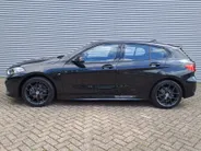 BMW 1 Serie 118i Business Edition M-exterieur pakket | Digitaal cockpit | Navigatie | Cruise | Climate | M-bekleding | M-stuur | Apple Carplay/Android Auto