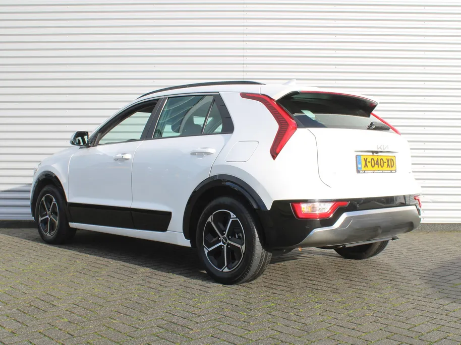 Kia Niro 1.6 GDi Hybrid DynamicLine | Camera | Cruise adapt. | Clima | 16' LM | Navi | Keyless | Apple Carplay/Android Auto |