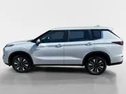Mitsubishi Outlander 2.4 PHEV Pure | Showroomvoorraad model met 5.000 euro korting bij levering voor 30-6-2026  |Navigatie | Airco/ECC | L.M.Velgen | 8 jaar garantie