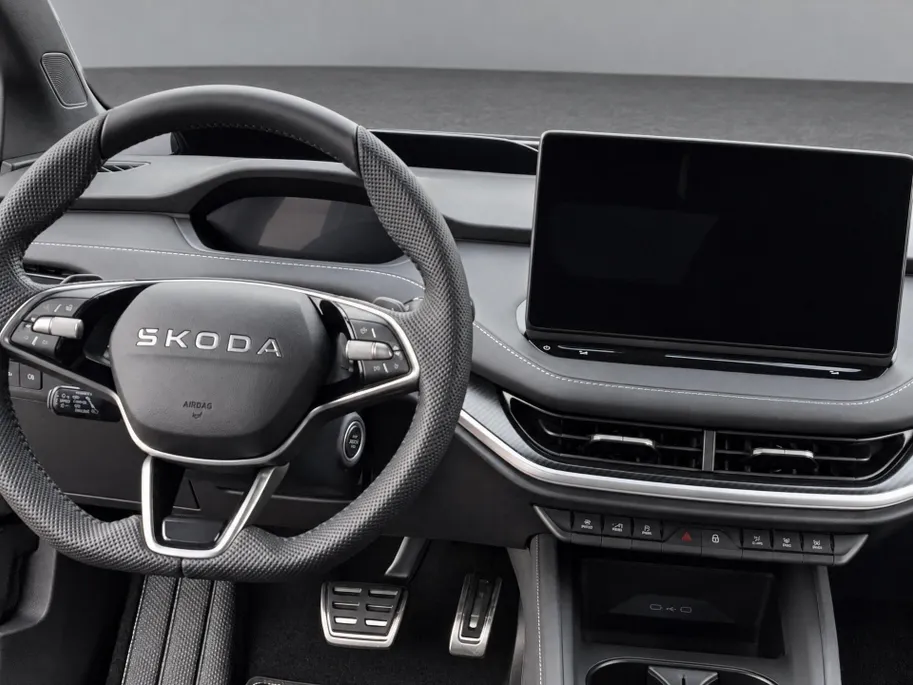 Škoda Elroq 85 Sportline | Drive pakket | Business upgrade - advanced | Light band | Trekhaak wegklapbaar | black pakket | 21 inch velgen + All Season banden |