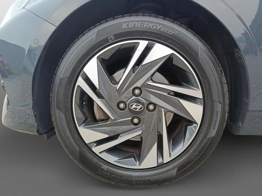 Hyundai i20 1.0 T-GDI Premium | Climate Controle| Lichtmetalen velgen| Dealer onderhouden| Metallic lak| Stoel verwarming| Stoel verwarming| Navigatie| Telefoon intergratie| Keyless start | Parkeer sensoren| Camera