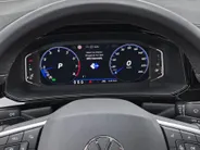 Volkswagen T-Roc 1.5TSI/150PK R-Line Black Style · Panoramadak · Apple/Android · Camera + Parkeersensoren · Garantie t/m 25-08-2027