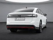 Volkswagen ID.7 Pro Business 286pk 77 kWh · SOH 97,2% · 360 Camera · Head-Up · Alarm · Elek. Trekhaak · Keyless · Elek. Voorstoelen · 20'' Inch · Gratis onderhoud & APK t/m 30-01-2030 · EXTRA INRUILKORTING ·