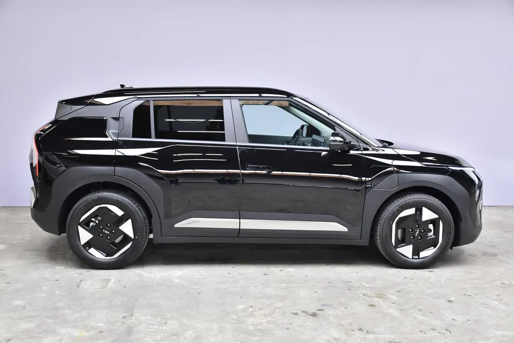 Kia EV3 81,4 kWh 204pk Plus NIEUW - SNEL LEVERBAAR