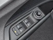 Škoda Enyaq iV 60 Selection 132kW/180 PK · Navigatie · Leder/stof · Apple/Android Car Play · Camera