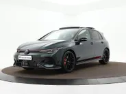 Volkswagen Golf GTI Clubsport Edition 50 2.0 325 PK 7 versn. DSG · Assistance Pakket Plus · Leder Pakket 'Vienna' · Multimedia Pakket Plus · Panoramaschuif-kanteldak · Stuurwiel, verwarmd, multifunctioneel en met ArtVelours bekleed ·