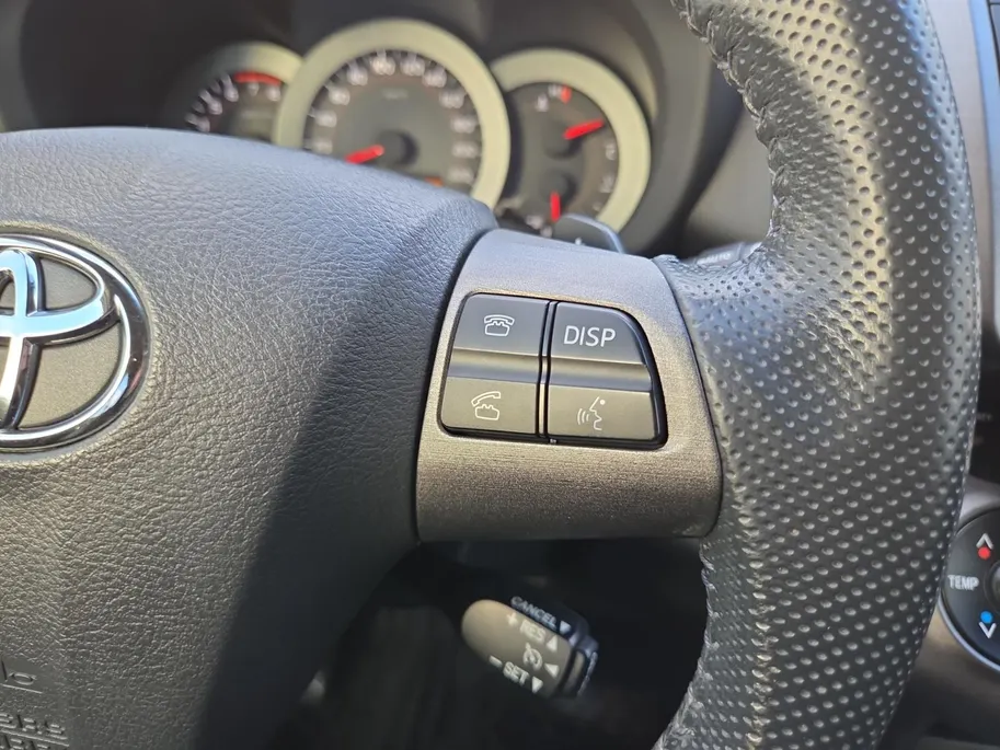Toyota RAV4 2.0 VVTi Executive Business | Automaat | Cruise Control | Camera | navigatie | Stoelverwarming | 100% Onderhouden | 12 Maanden BOVAG Garantie | NAP