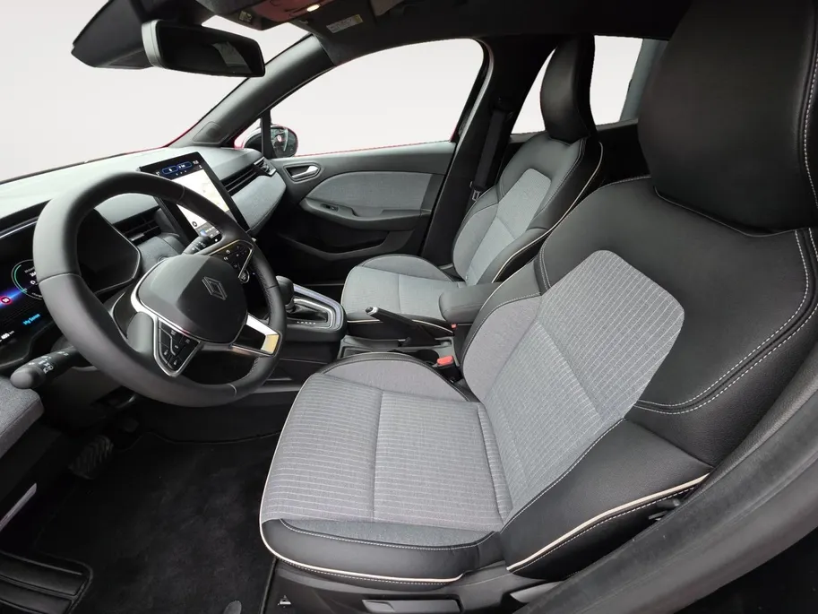 Renault Clio 1.6 E-Tech Full Hybrid 145 techno | LMV | Apple carplay | Achteruitrijcamera |