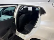 Renault Clio 90PK TCe Limited | Camera | Airco | Cruise Control | Lichtmetalen Velgen | Bluetooth | Keyless Entry | Elektrische Ramen & Spiegels | Parkeersensoren | Armsteun |