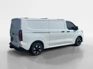 Ford E-Transit Custom 320 L2H1 Trend 65 kWh | Uit voorraad! | 0,99% rente Financial Lease | Driver Assistance Pack Premium | Trekhaak