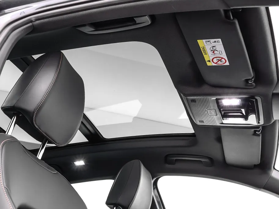 CUPRA Formentor 1.4 TSI e-Hybrid 204pk DSG Essential Limited · Panoramadak · Camera · Elek. Achterklep · Apple/Android Car Play · Keyless ·