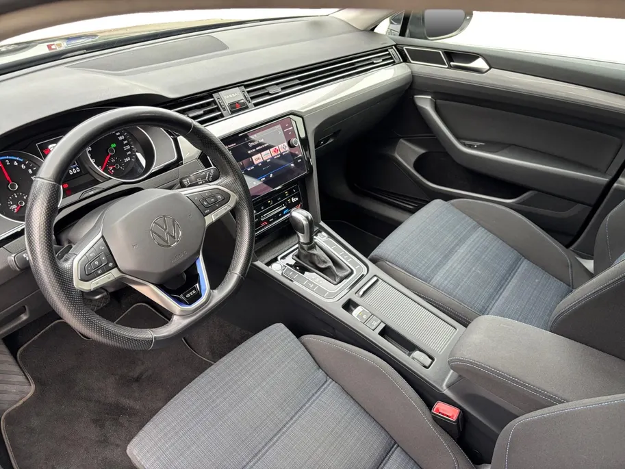 Volkswagen Passat Variant 1.4 TSI PHEV GTE Business | Trekhaak | Camera | ADA | Stoel Verw |
