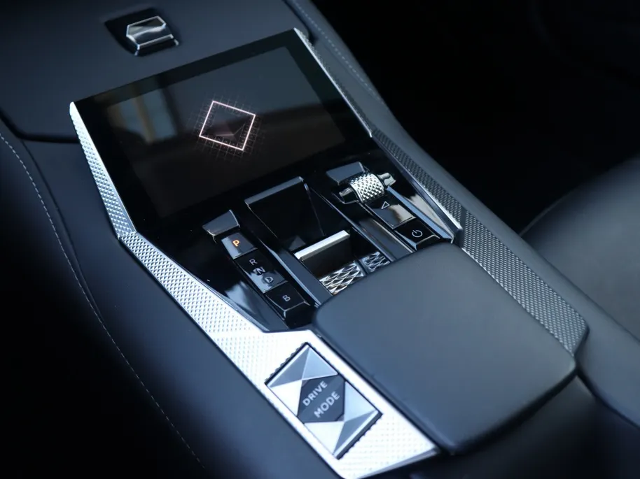 DS DS 4 E-Tense 225 PK Rivoli | Leder | HUD | FOCAL | Winter | 19'