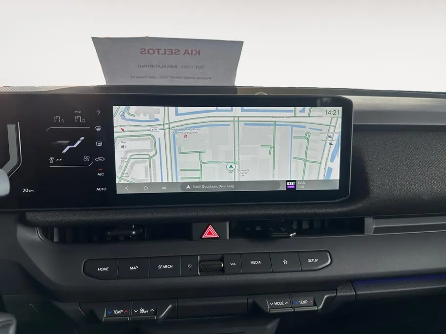 Kia Seltos 1.6i X-Line Demo Edition | NIEUW MODEL | 180 PK | Harman Kardon | Geventileerde & verwarmbare stoelen | 360 Camera | Fabrieksgarantie 3-7-2033 + 3x 1 jaar* | Trekgewicht: 1.300 kg | NAP