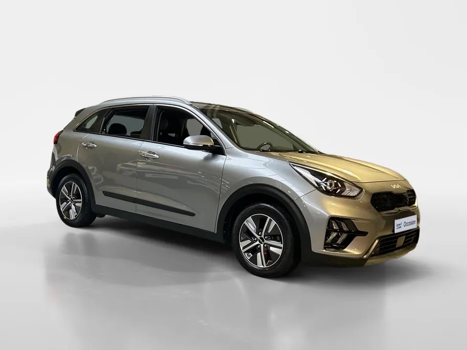 Kia Niro 1.6 GDi Hybrid DynamicLine | Apple Carplay / Android Auto | Navigatiesysteem | Licht + Regensensor | Parkeersensoren + Camera Achter | Climate Control | Cruise Control Adaptief | Rijstrooksensor + Correctie