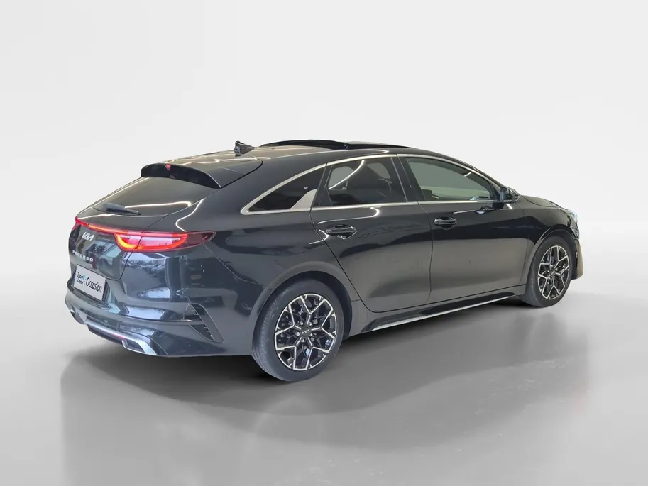 Kia ProCeed 1.0 T-GDi GT-Line 120 PK | Cruise Control | Climate & cruise control | Panoramadak | Stoel & stuurverwarming | Elektrische Kofferbak | Navigatie | Apple Carplay/Android Auto | Fabrieksgarantie | NAP