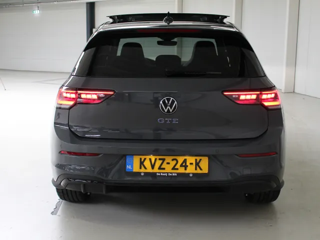 Volkswagen Golf 1.5 GTE 272PK Panoramadak | Trekhaak | 18' Richmond | DCC | Leder | El. stoelverstelling