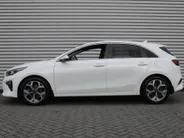 Kia Ceed 1.4 T-GDi DynamicPlusLine | 17 inch | Navi | Camera | Trekhaak | Stoel- Stuurverwarming |