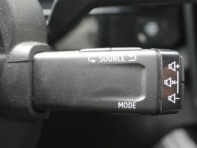 Renault Espace E-Tech full hybrid 200 techno 7p. | 7-persoons | Google navigatie | elektrische achterklep
