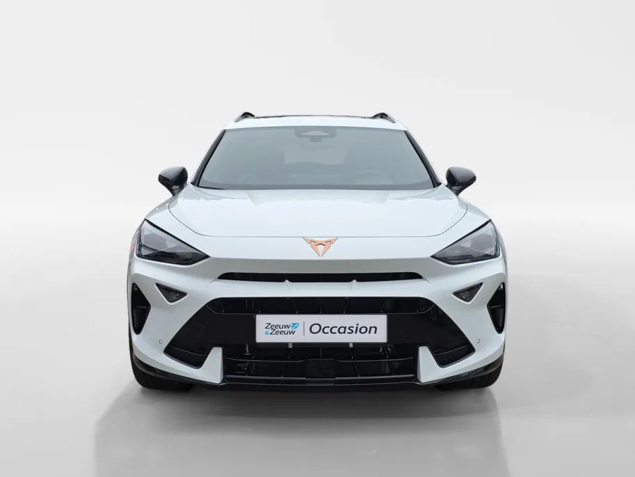 CUPRA Formentor 1.5 TSI e-Hybrid Business 204Pk | Panoramadak | Elektr. Trekhaak | Stoelverwarming | Elektr. Achterklep | Matrix Led koplampen | Virtual Cockpit | Fabrieksgarantie |