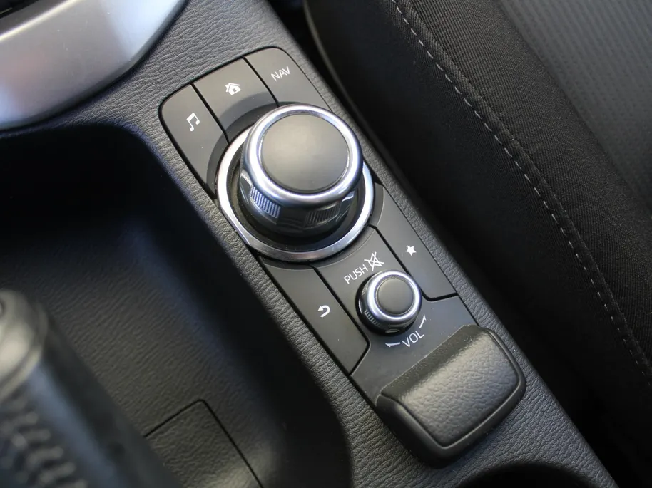 Mazda CX-3 2.0 SkyActiv-G 120 SkyLease+ | Stoelverwarming | Navi | Clima | Cruise | Parkeersensor achter | 18' LM | Dealeronderhouden | Gespecialiseerd in Mazda | Voorheen Mazda dealer |