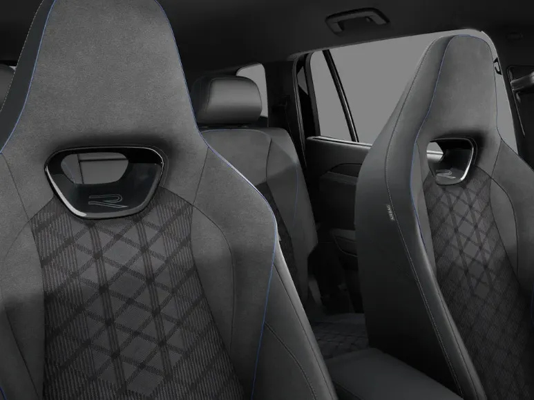 Volkswagen Tayron R-Line Edition 1.5 eHybrid 204 PK 6 versn. DSG · Black Style Pakket · Trekhaak inklapbaar, met elektrische ontgrendeling, incl. aanhangermanoeuvreerhulp Trailer Assist · Prijs is inclusief inruilpremie ·