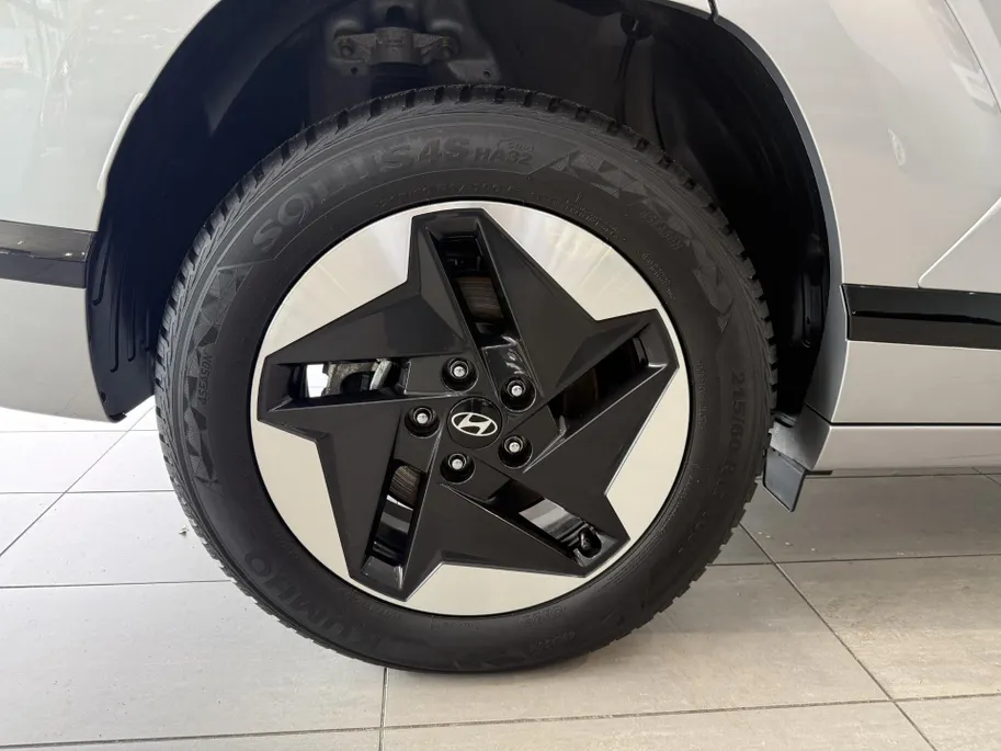 Hyundai Kona EV Fashion 64 kWh Camera