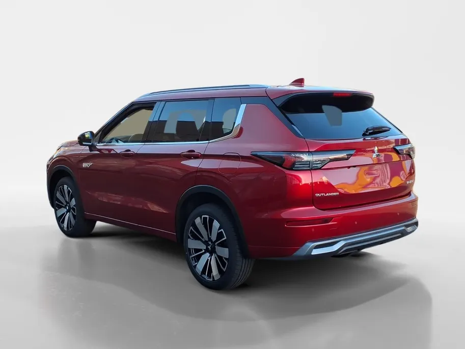 Mitsubishi Outlander PHEV Instyle Nu 5.000,- euro Korting 8 jaar Garantie. m26