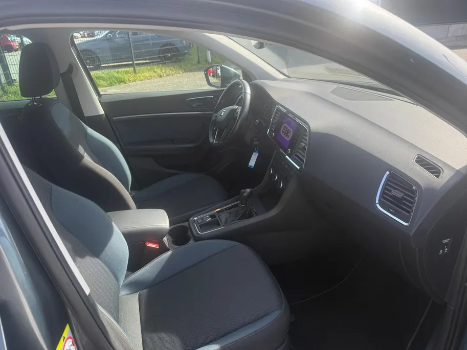 SEAT Ateca 1.5 TSI Style Business Intense | Automaat | Apple Carplay/Android Auto | Trekhaak | Climate Control | Adaptief Cruise Control | Stoelverwarming | Camera | Navigatie | Stuurbediening