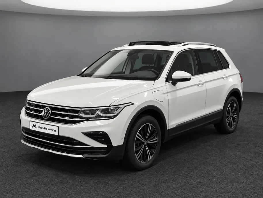 Volkswagen Tiguan 1.4 TSI 245pk DSG eHybrid Elegance · Panoramadak · Camera · Park Assist · Apple/Android Car Play · Navigatie · 18'' Inch ·