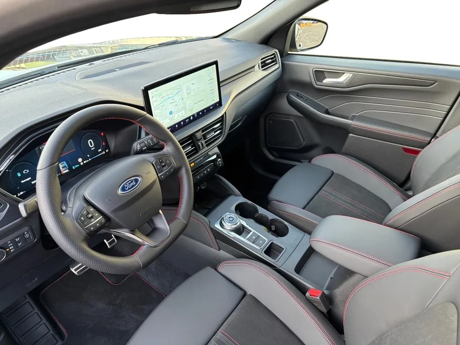Ford Kuga 2.5 PHEV ST-Line X | Te bestellen | Actiekorting tot €6000,- | Private Lease Vanaf €594 p/m | 2100KG Trekgewicht | AGR-Stoelen | Wegklapbare Trekhaak |