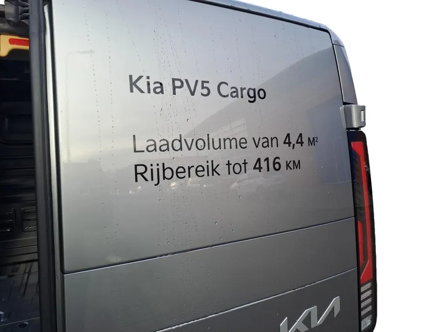 Kia PV5 L2H1 Cargo Elite Executive 71.2 kWh | Nieuw te bestellen! | 416 Km bereik |  Laadcapaciteit 4.4 m³ | 360° Camera | Accessoirecheque t.w.v. €2500!