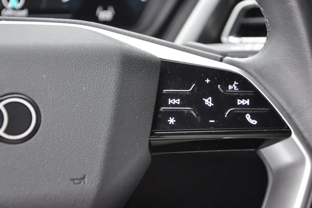 Audi Q4 e-tron 40 L ed AdvPl 77 kWh Climate
